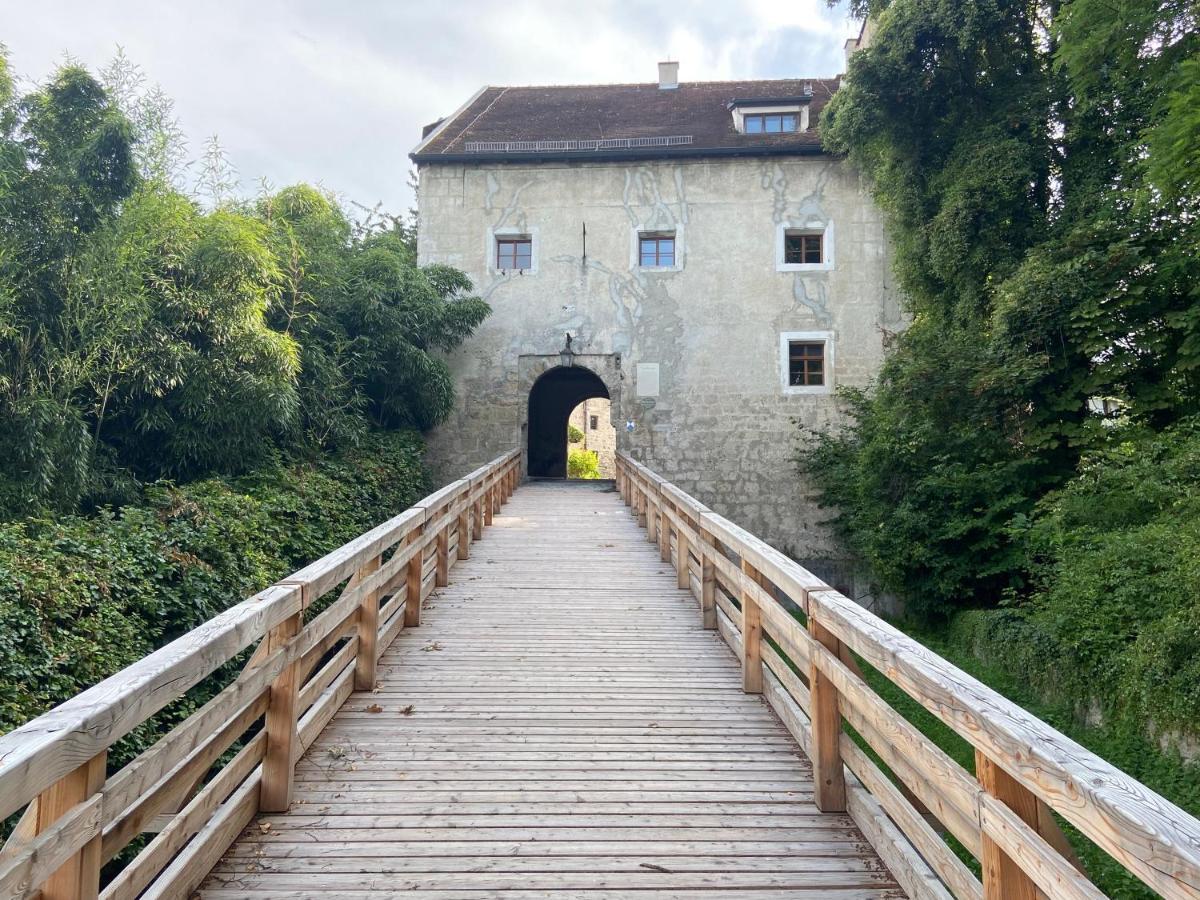 Seepension Ostertach - Am Leitgeringer See Tittmoning Zewnętrze zdjęcie